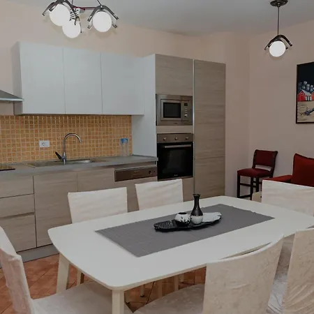 Urban Bliss Apartment *