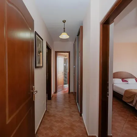 Urban Bliss Apartment